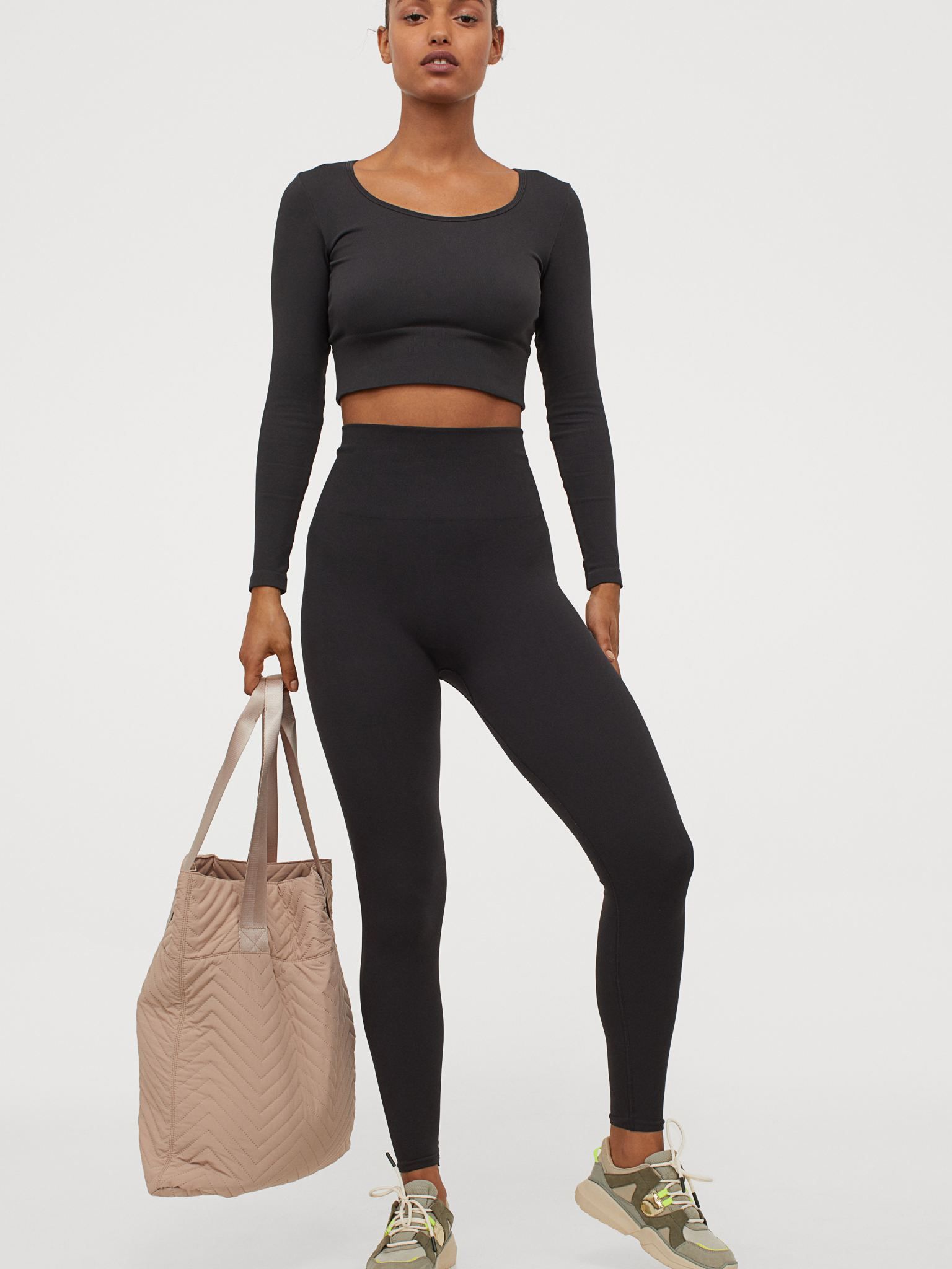 

Спортивные леггинсы H&M Sport 8667312dm M Черные