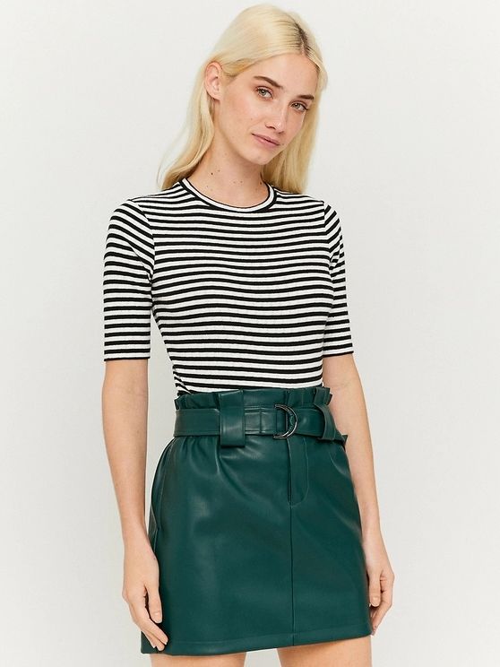 

Футболка Tally Weijl STSCODAMAS-HHAA S