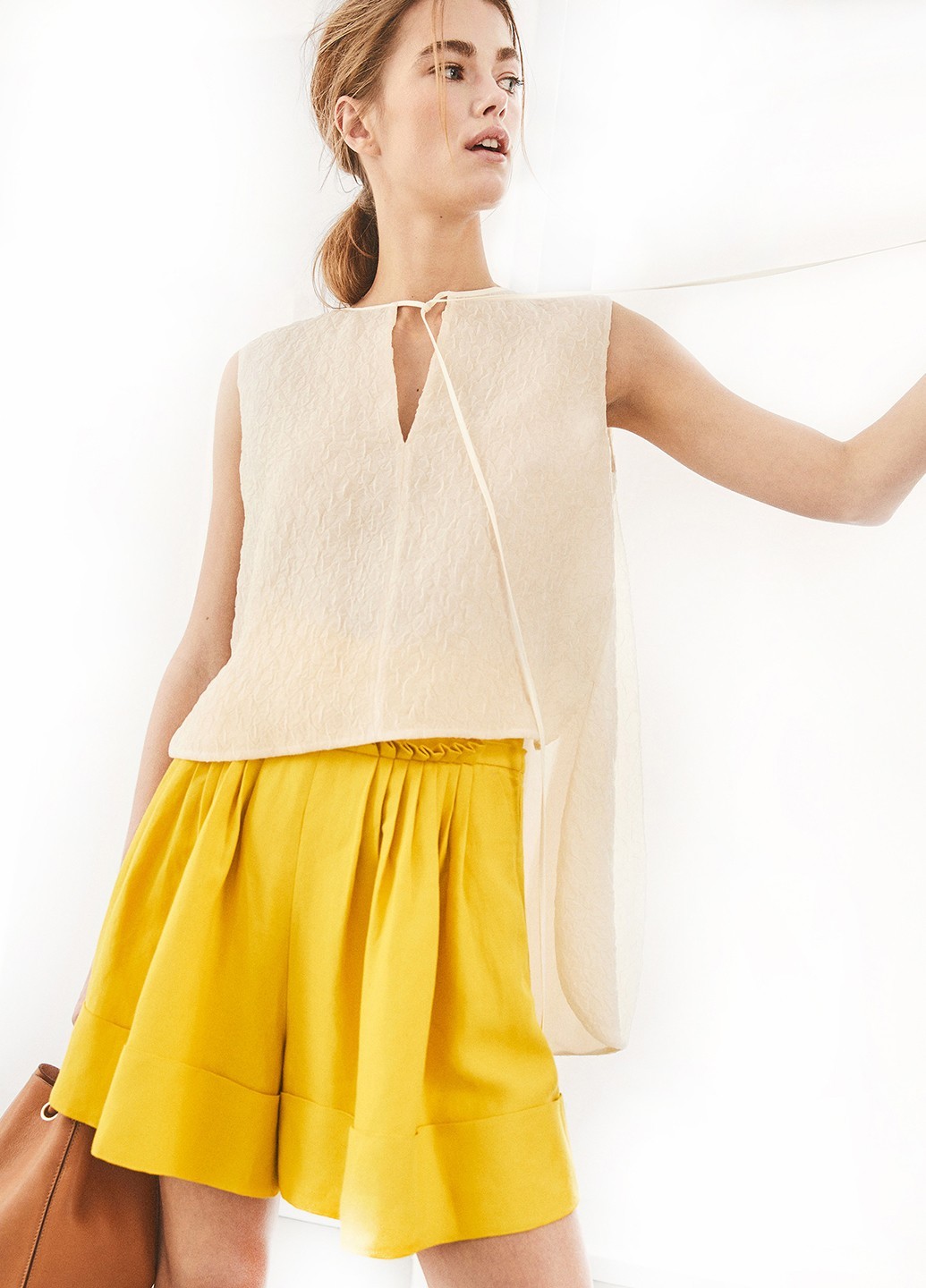 

Блуза Massimo Dutti повсякденна 42 кремовий 1020.5149.555.251
