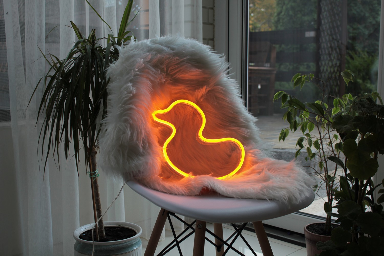 

Неоновый светильник Neon Lightning «Уточка» Желтый