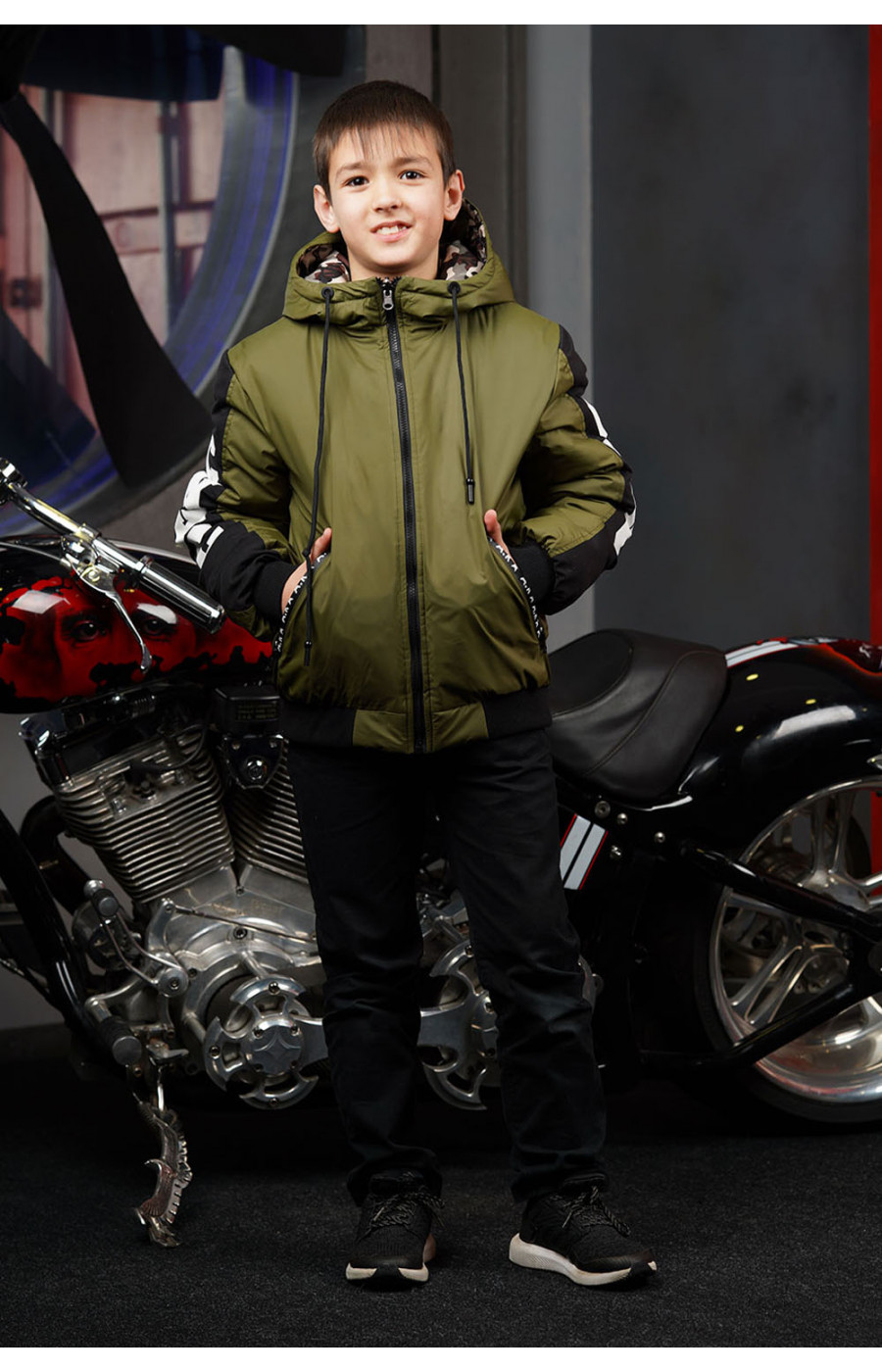 

Куртка для мальчиков Angelir Bike 152 см Хаки