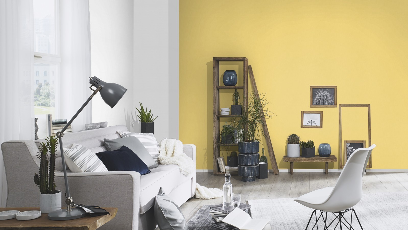 

Виниловые обои на флизелиновой основе 0.53*10.05 Erismann My Garden 6331-04