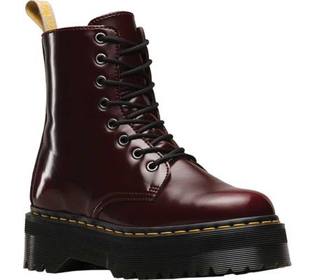 

Мужские ботинки Dr. Martens Jadon 8-Eye Boot Cherry Red Cambridge Brush Off/Vegan 48