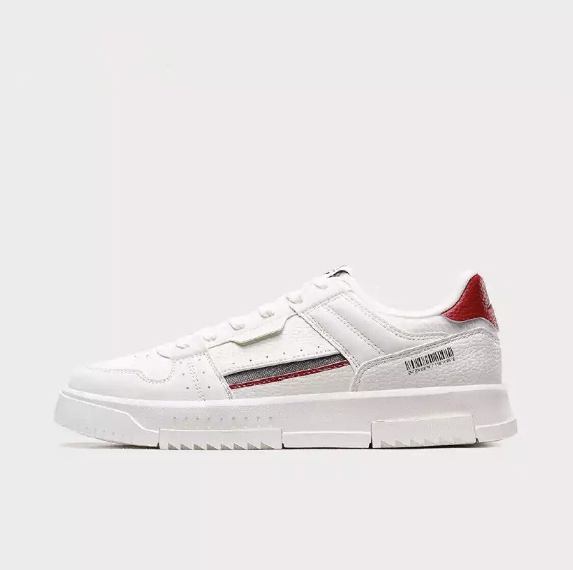 

Кроссовки Xtep 2020 41 (6) 25.5см White ( 316637 )