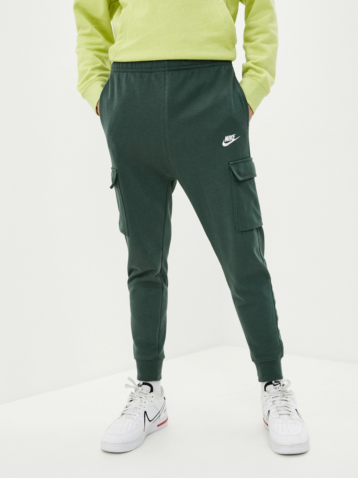 Акція на Спортивные штаны Nike M Nsw Club Ft Cargo Pant CZ9954-337 L (194953017014) від Rozetka UA