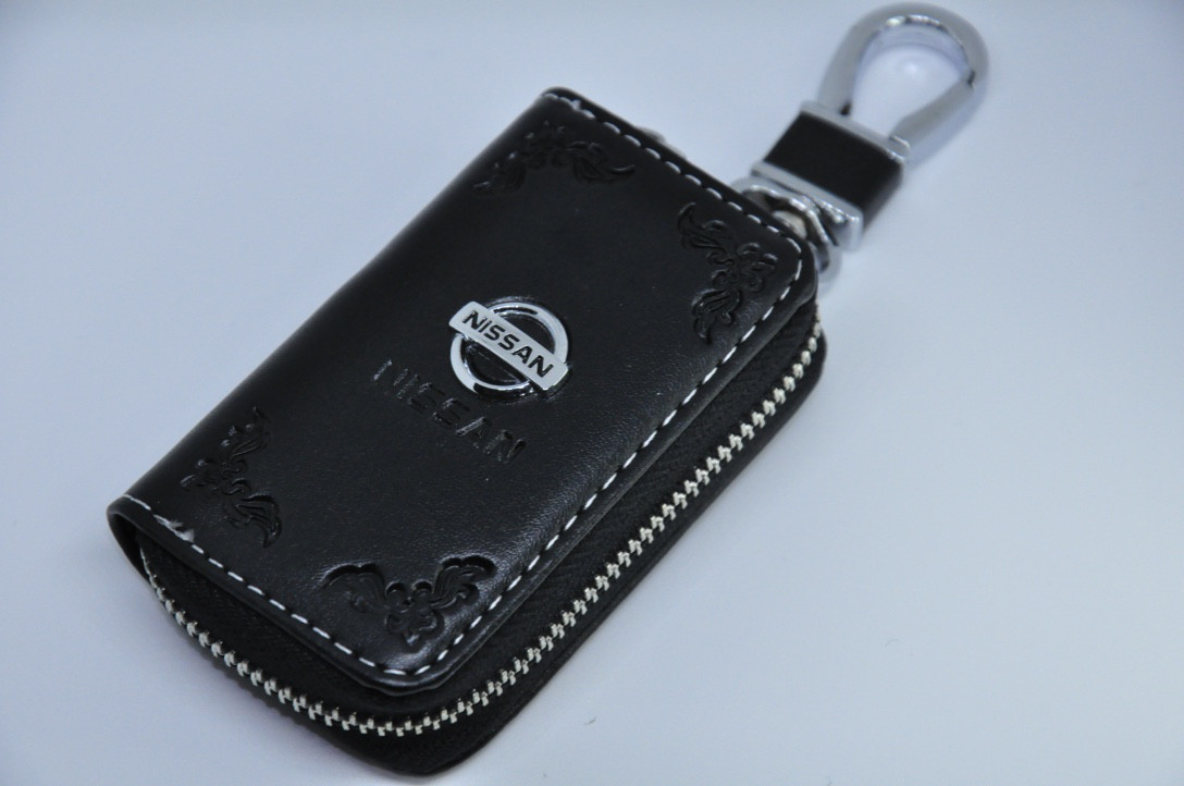 

Ключница для авто KeyHolder Premium NISSAN Черная