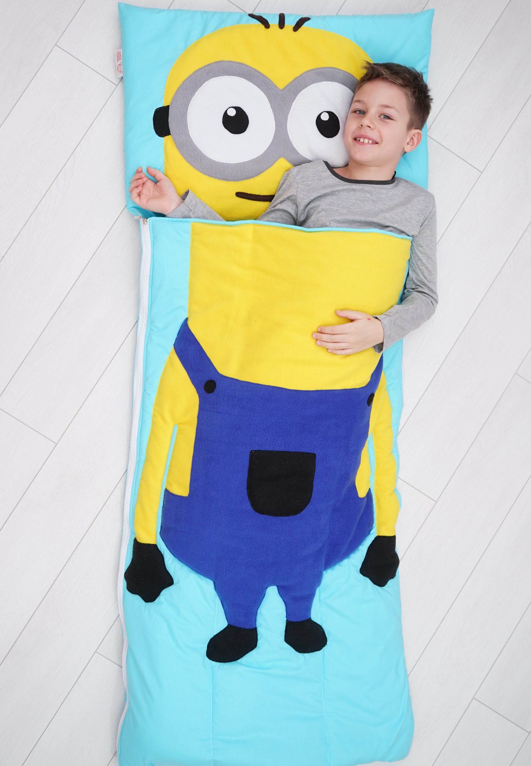 

Спальний мішок дитячий сліпик Nighty Night Міньон (Посіпака) М 140X70 см
