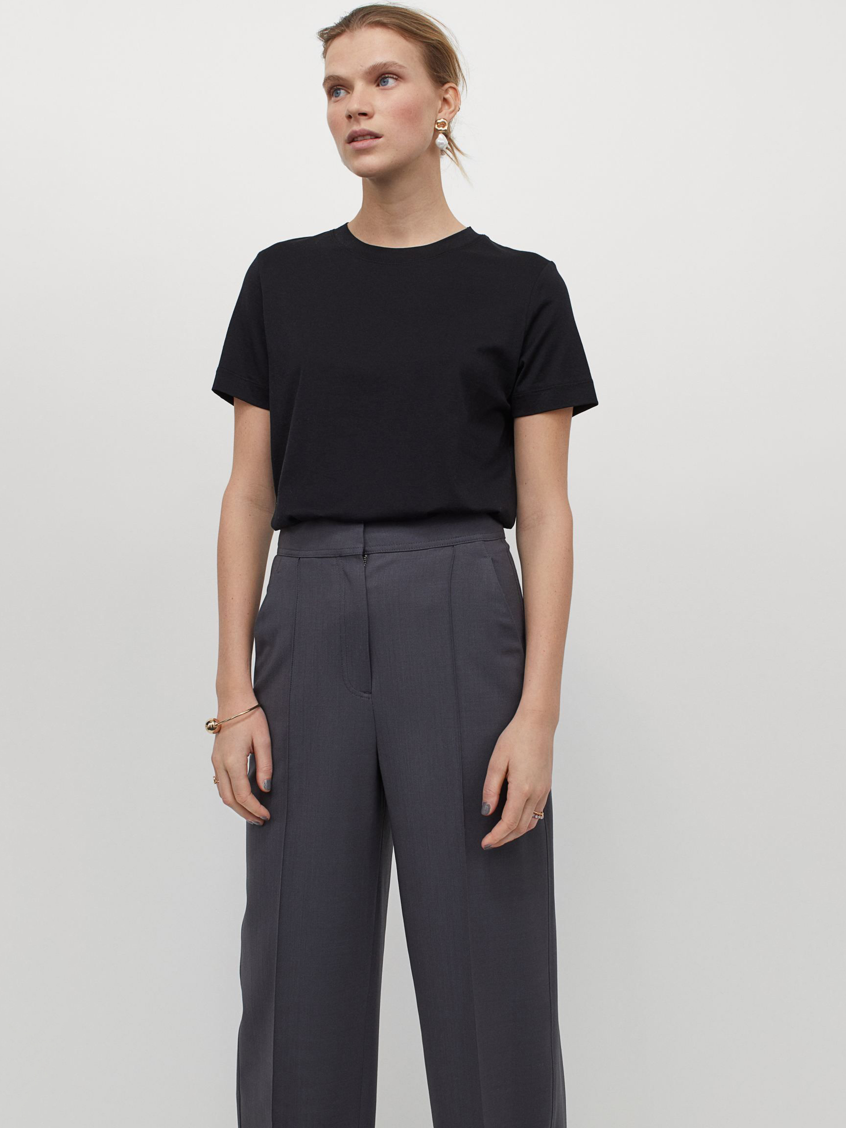 

Футболка H&M 97162352 M Черная