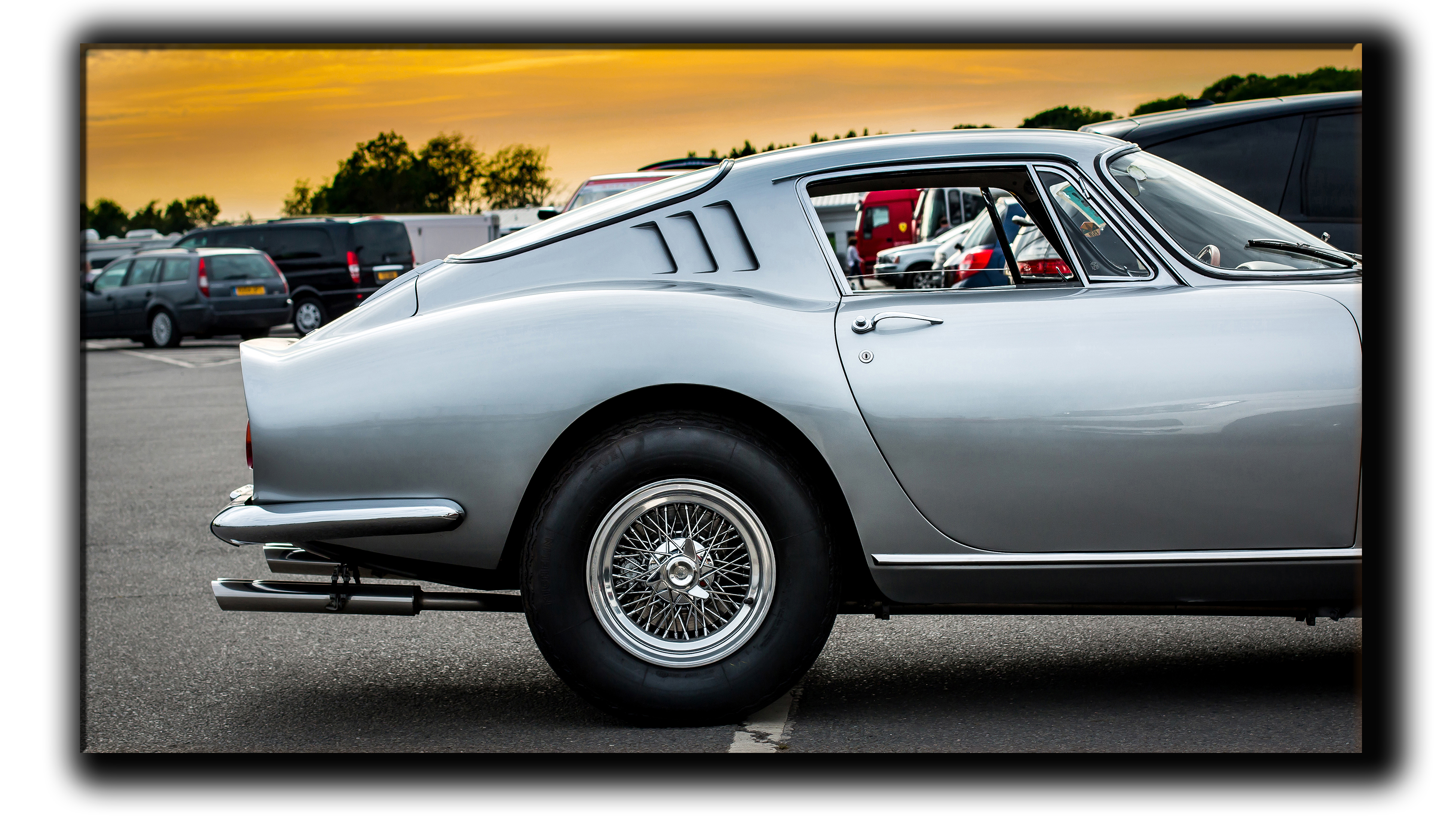 

картина на холсте Ретро спорткар Ferrari 275 GTB гранд туризмо Hotel Arizona HD 72 см x 127 см