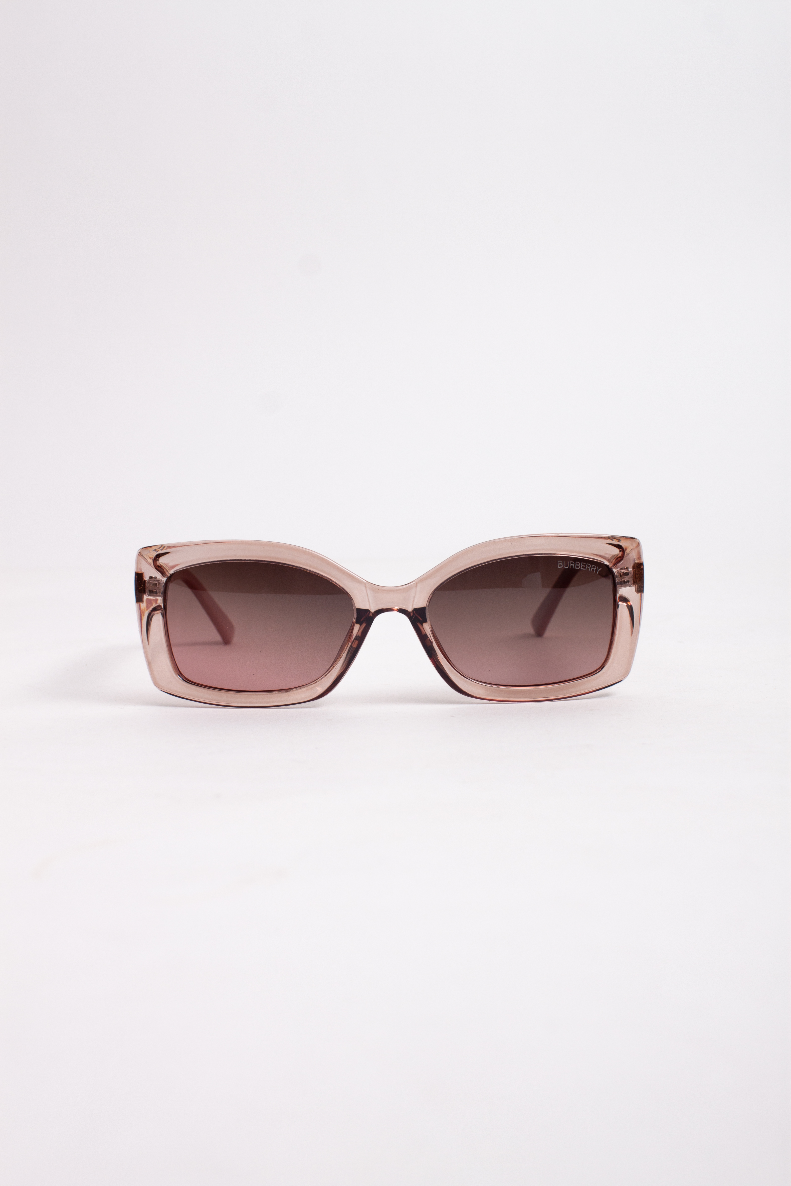 

Солнцезащитные FAMO Очки солнцезащитные BRB P6049 розовые 14*4,5 (BRB P6049)