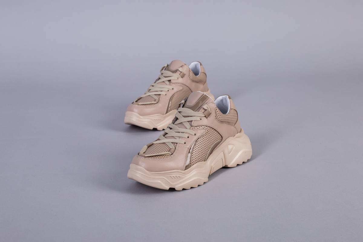 

Снікери жіночі шкіряні бежевого кольору LuxuryShoes 5723-1/38