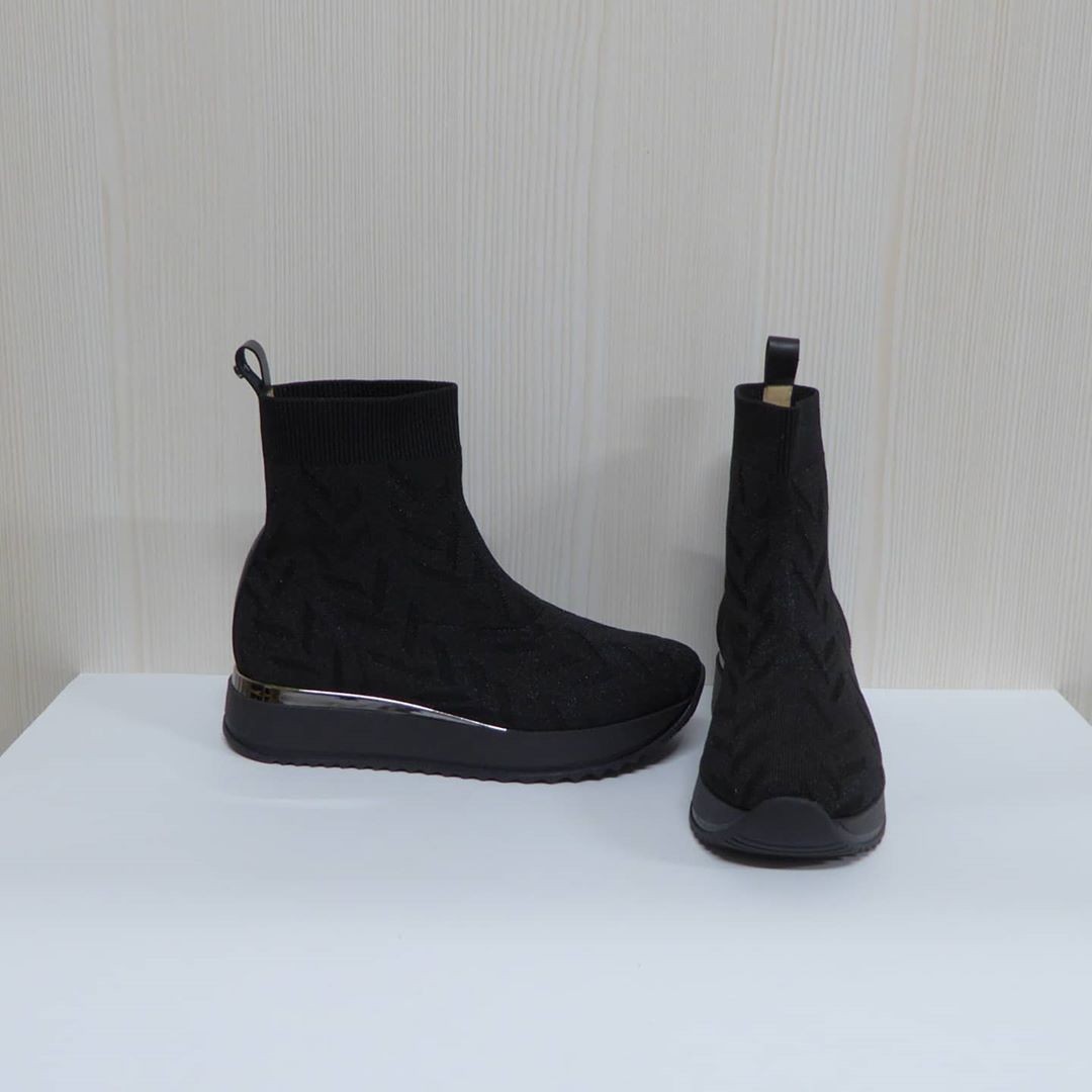 

Кросівки Kelton 37 Чорні 4894