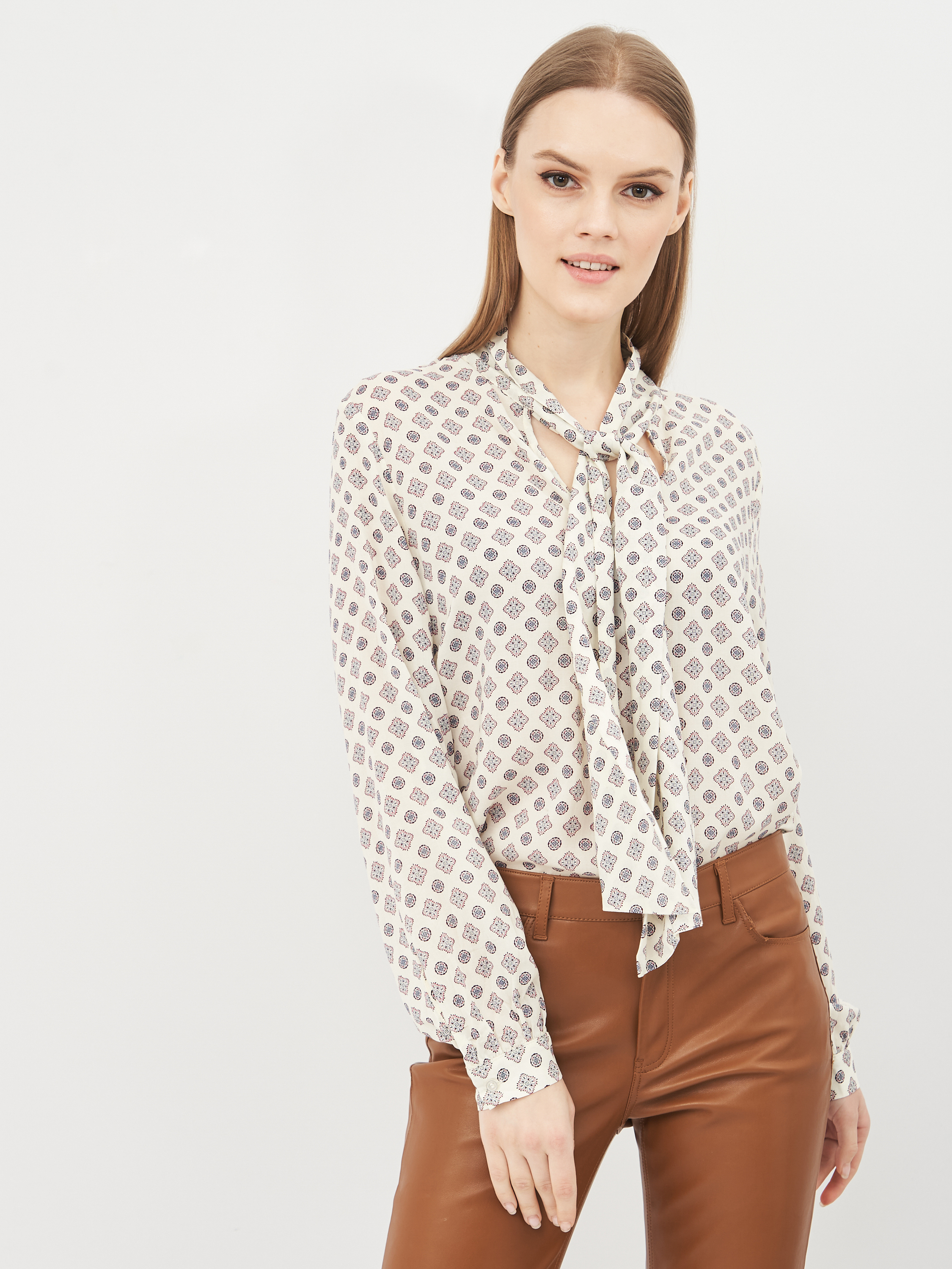 

Блузка H&M KK6837188 40 Молочная