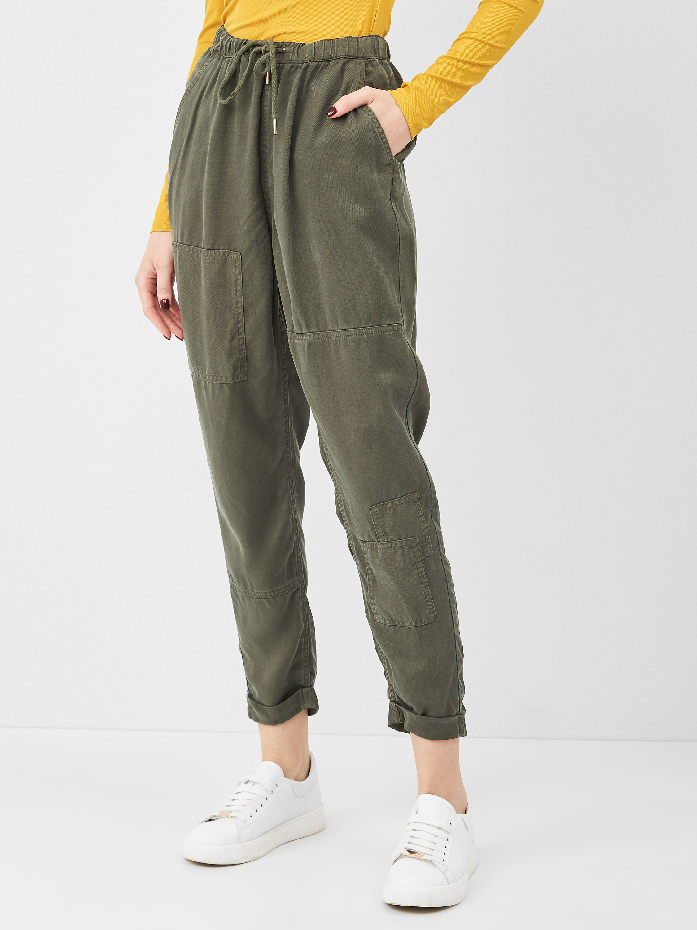 

Брюки H&M KK0213546 38 Зеленые
