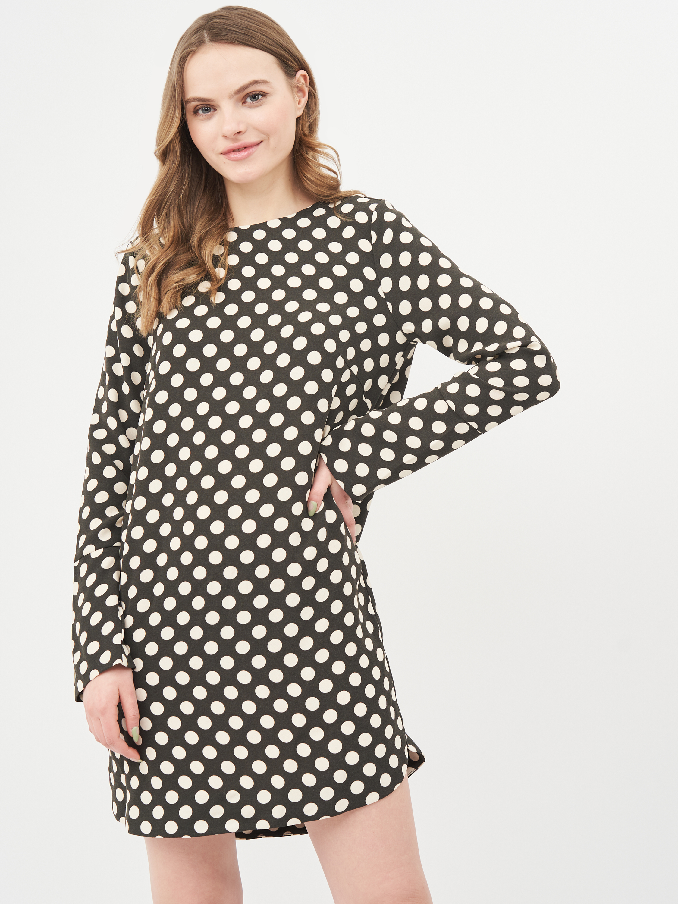 

Платье H&M KK4531415 38 Черное