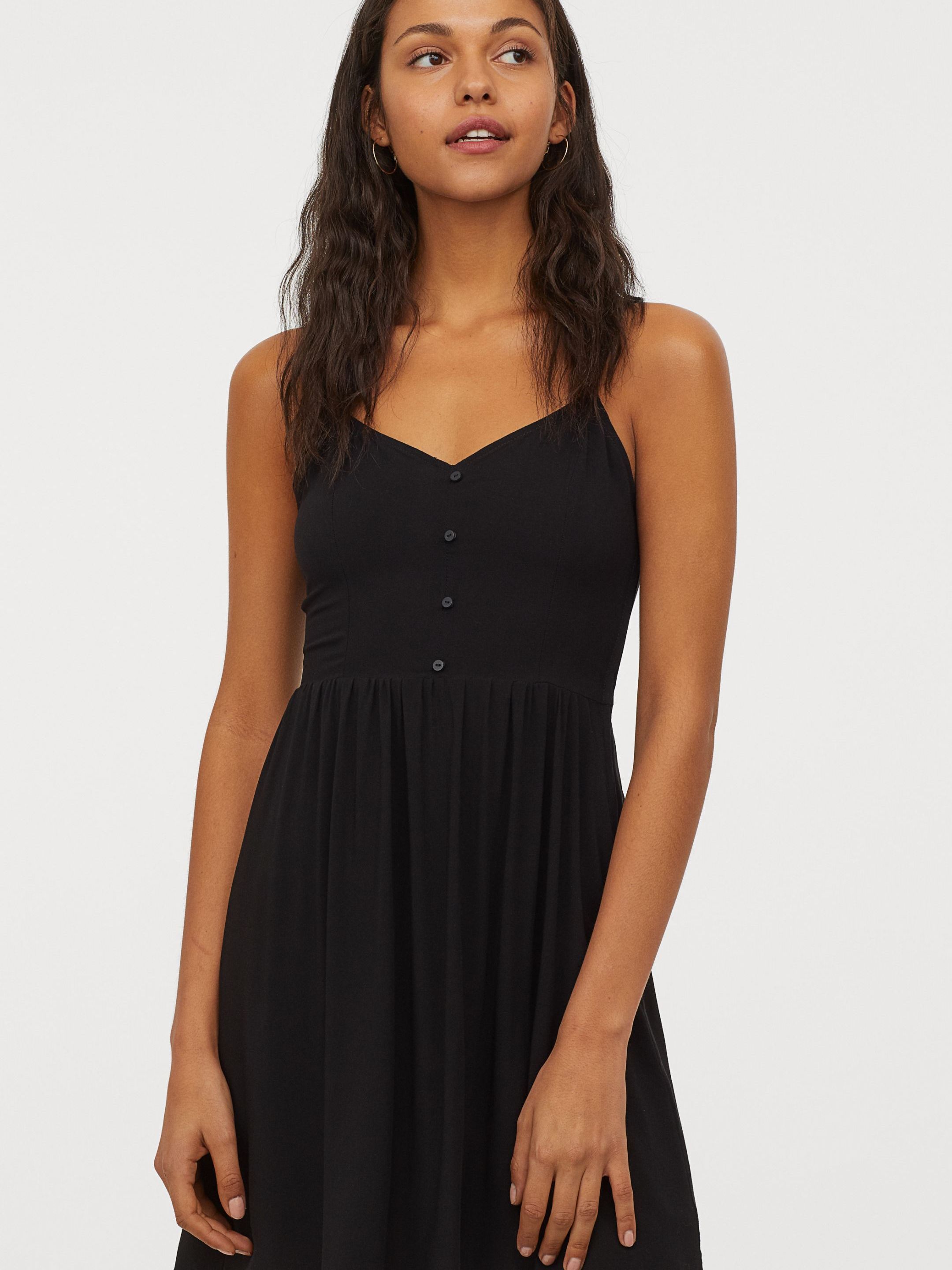 

Платье H&M 7471960RP5  Черное, Платье H&M 7471960RP5 44 Черное