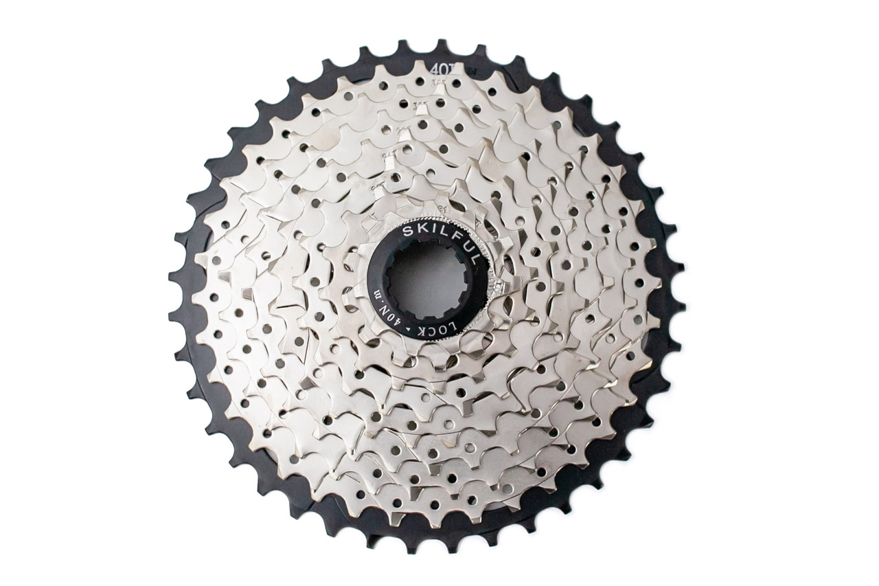 

Кассета Skilful CS-M370 9 звезд 11-40 зубьев никелированная