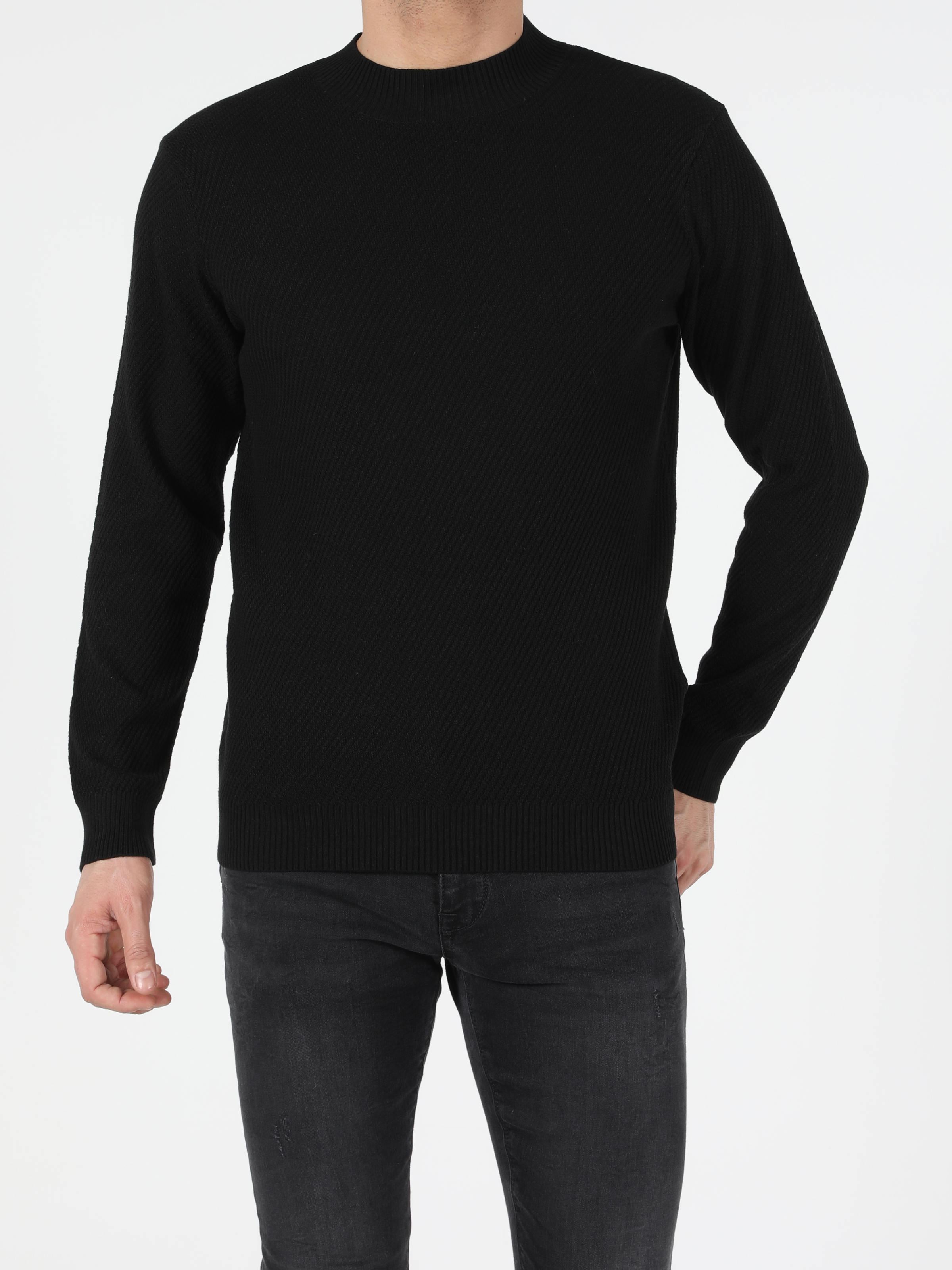 

Свитер Colin's CL1052173BLK  Black, Свитер Colin's CL1052173BLK M Black