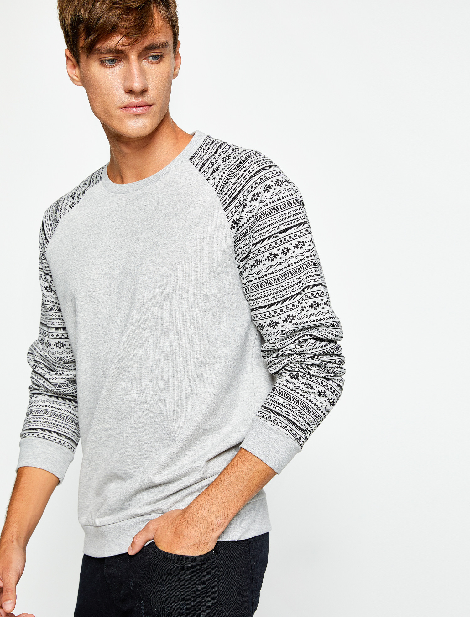 

Свитшот Koton 8KAM71128MK-C70 S Grey Design
