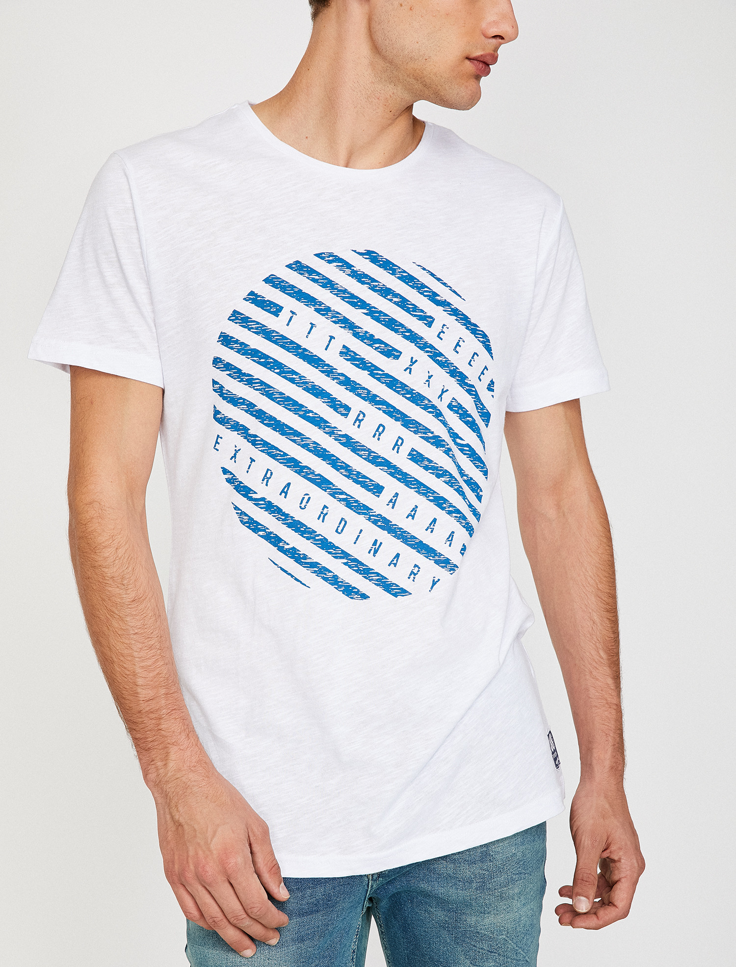 

Футболка Koton 8YAM11629CK-000 S White