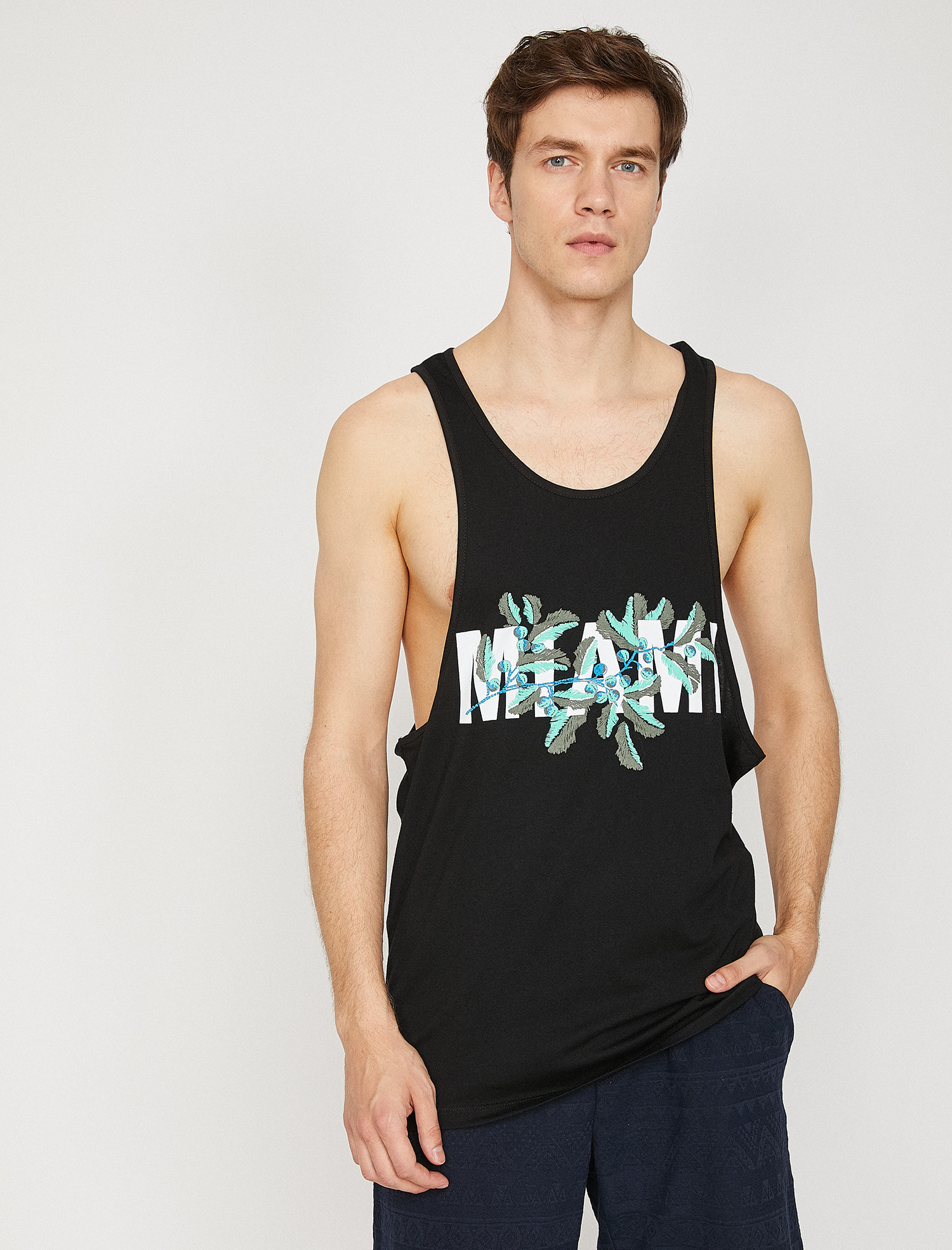 

Майка Koton 8YAM11773LK-999 M Black