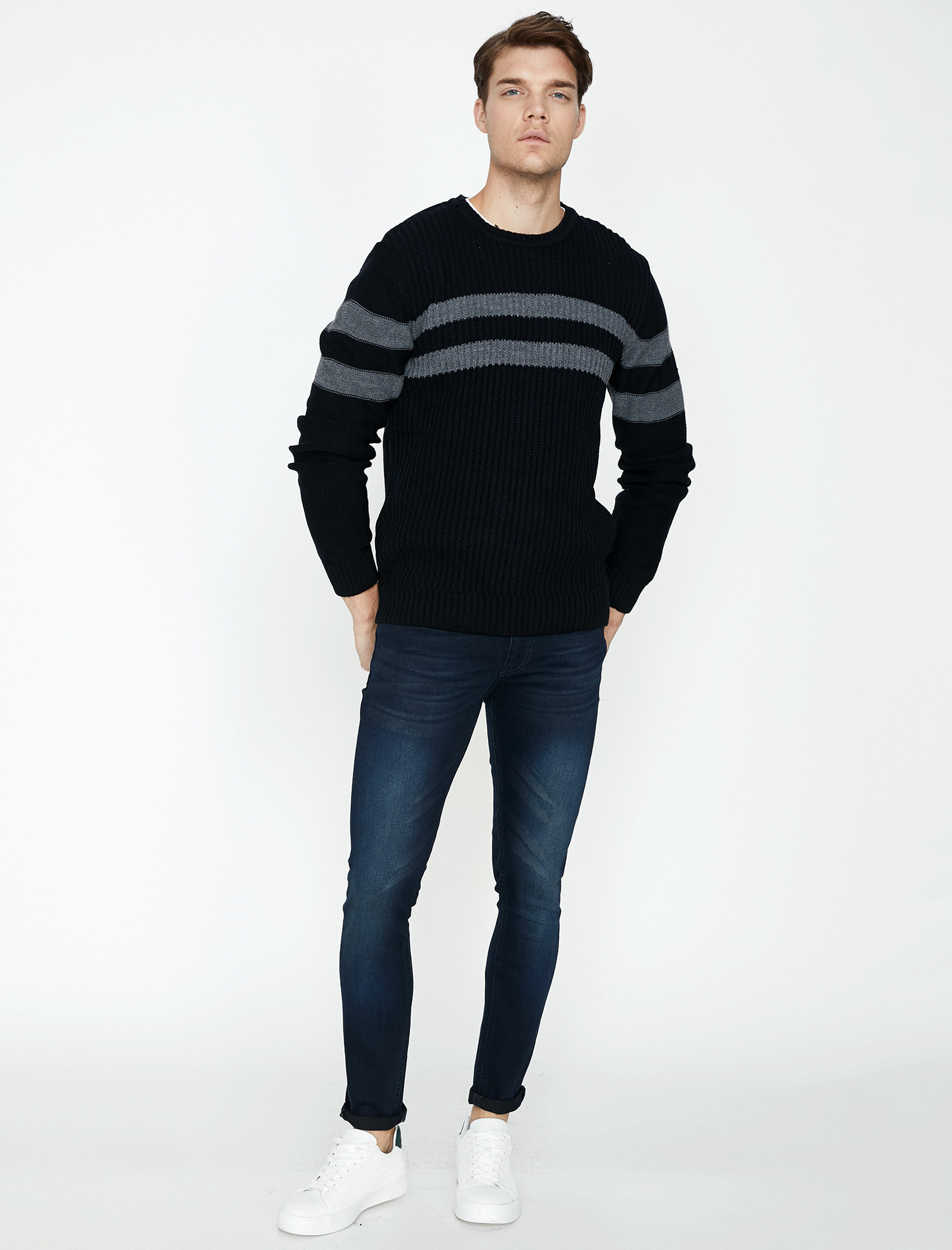 

Брюки Koton 9KAM43102LD-741 32-34 Indigo