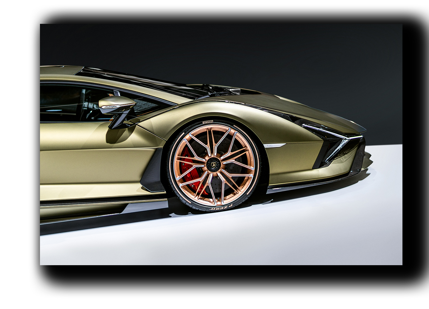 

картина на холсте автомобиль Lamborghini Sian итальянский автомобиль Hotel Arizona HD 69 см x 102 см