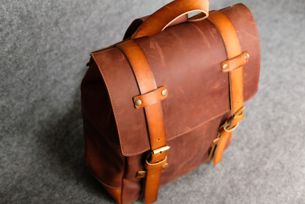 

Мужской рюкзак ручной работы Blood With Milk Hankle H1 Коньяк