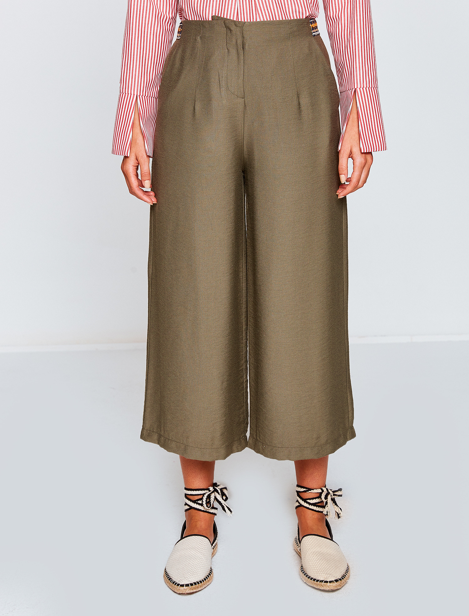 

Брюки-кюлоты Koton 8KAK42460UW-890  Khaki, Брюки-кюлоты Koton 8KAK42460UW-890 34 Khaki