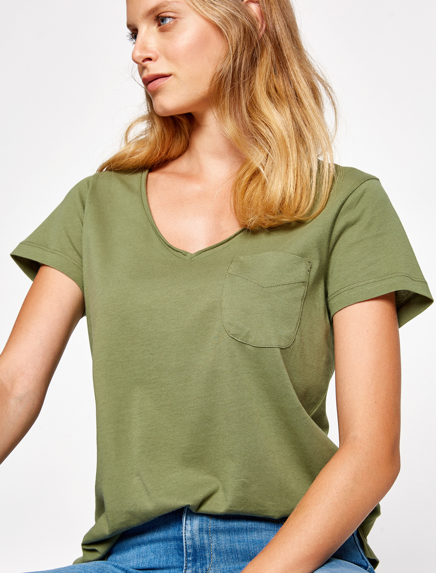 

Футболка Koton 8KAK13376OK-810 M D.Khaki