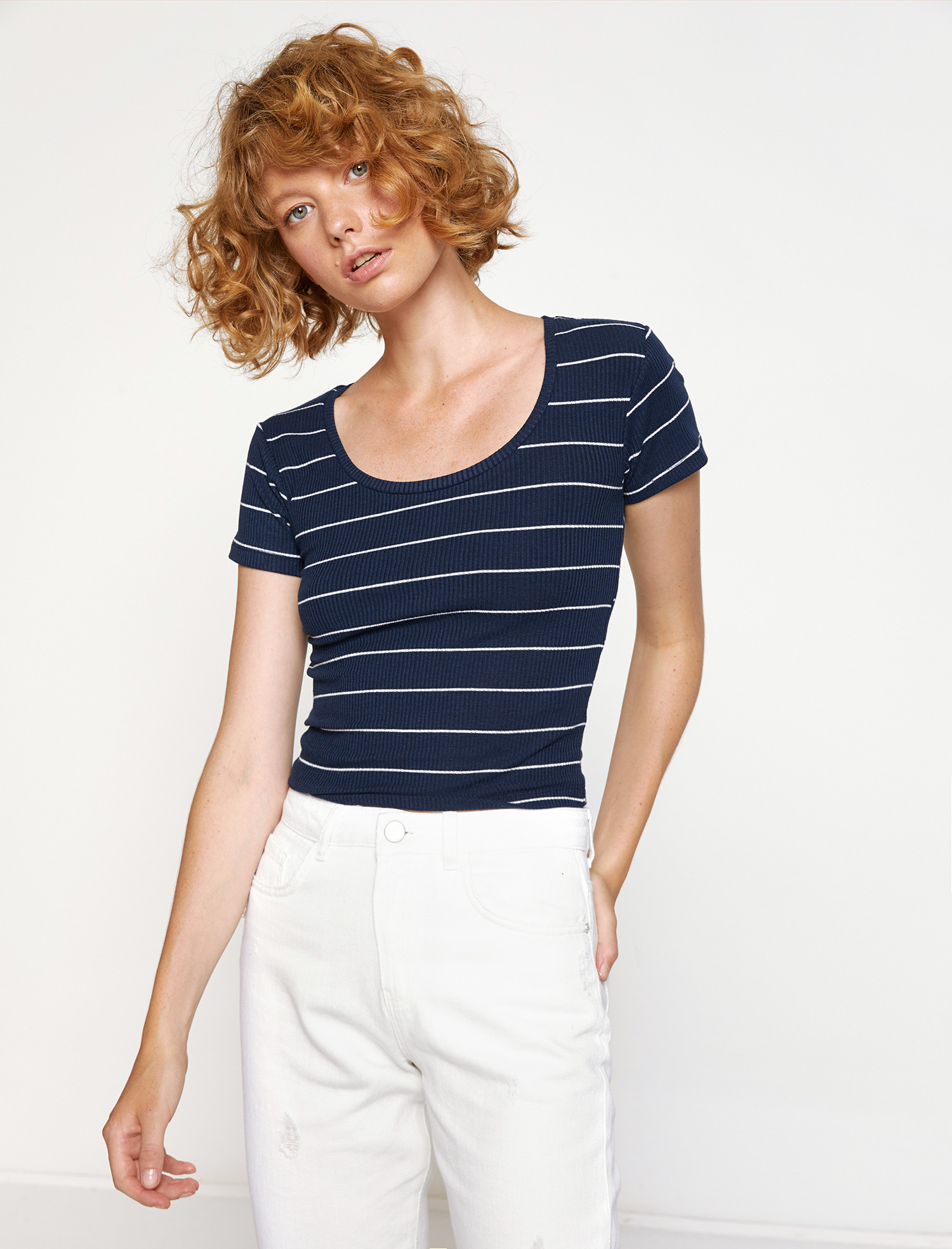 

Футболка Koton 8KAL11790JK-43R  Marine Stripe, Футболка Koton 8KAL11790JK-43R XS Marine Stripe