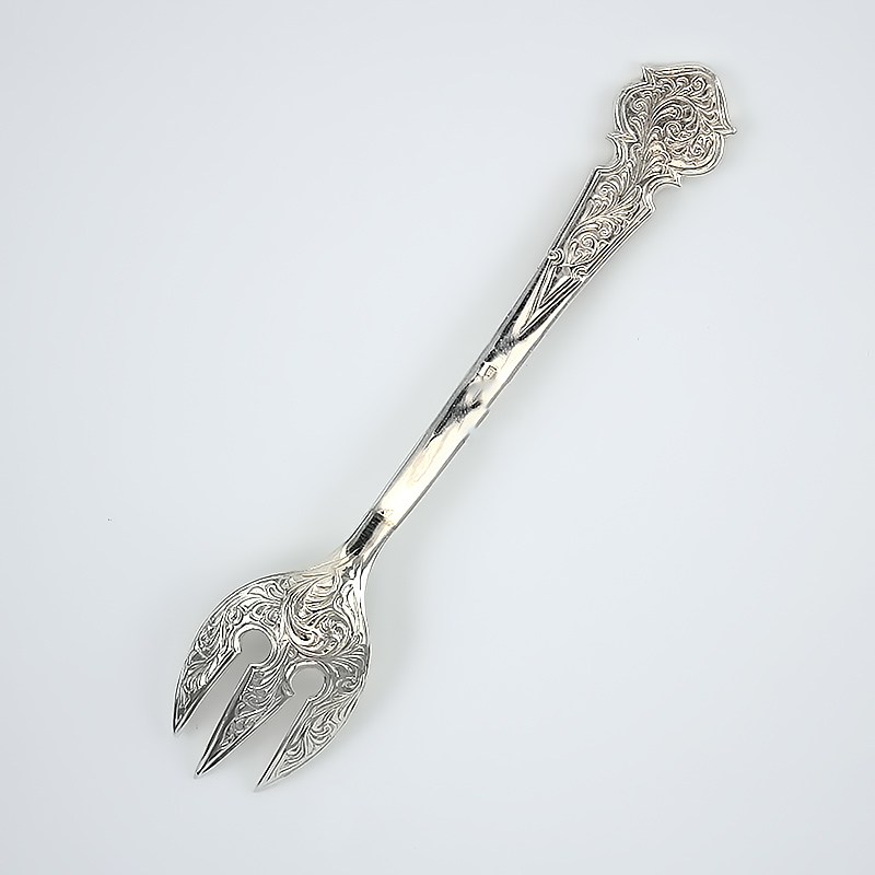 

Серебряная вилка для фруктов (9805)