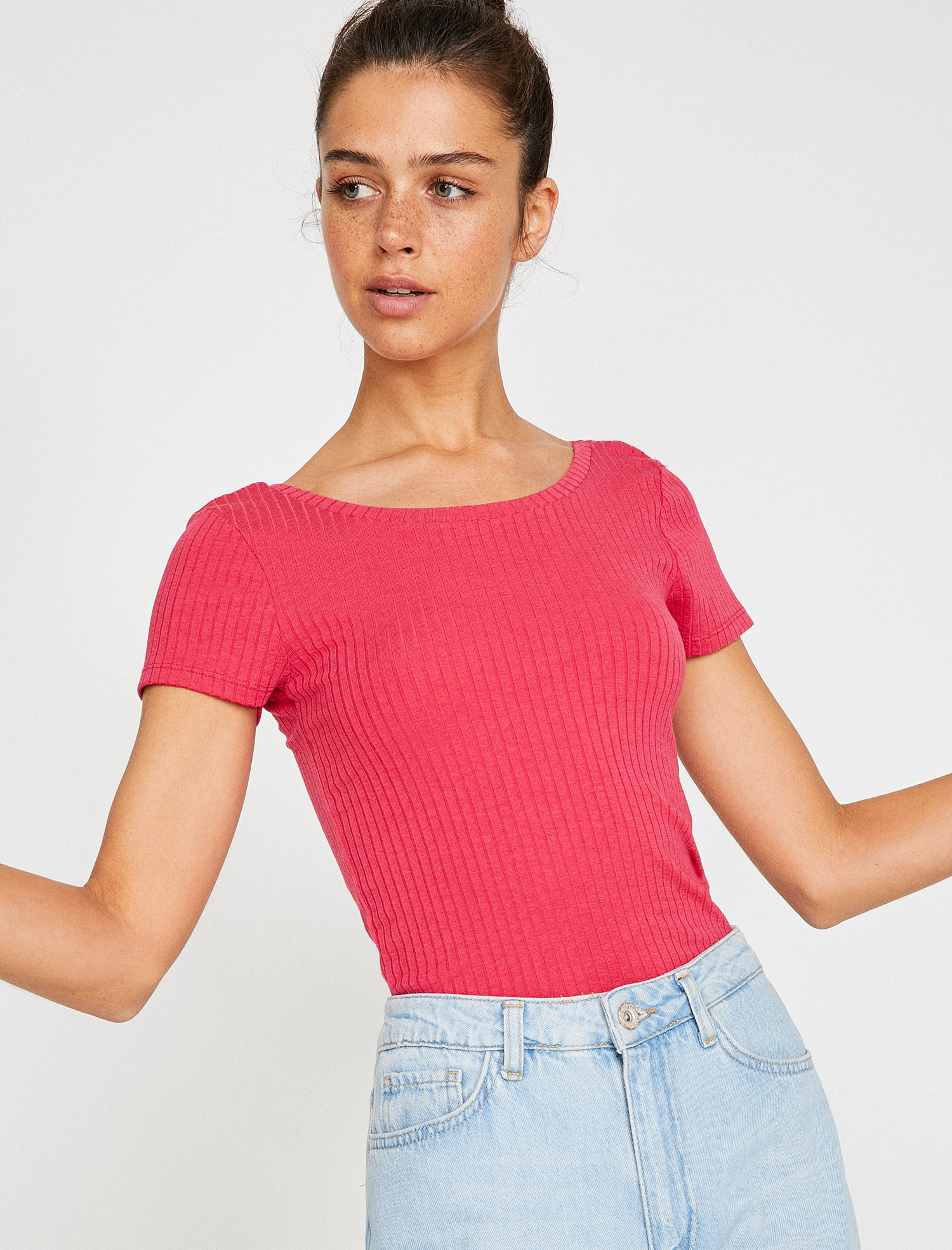 

Футболка Koton 8YAL11363JK-319  Fushia, Футболка Koton 8YAL11363JK-319 M Fushia