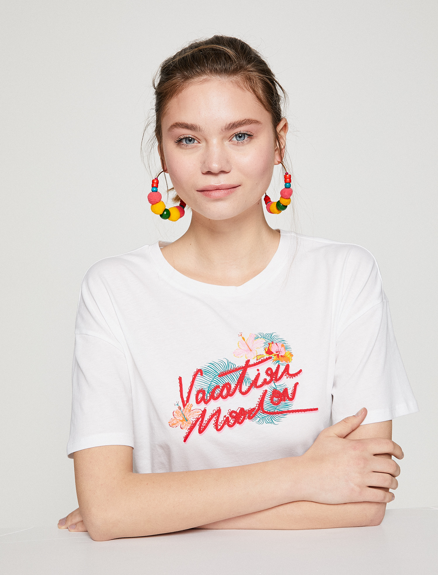 

Футболка Koton 8YAL11263JK-001 S Off White