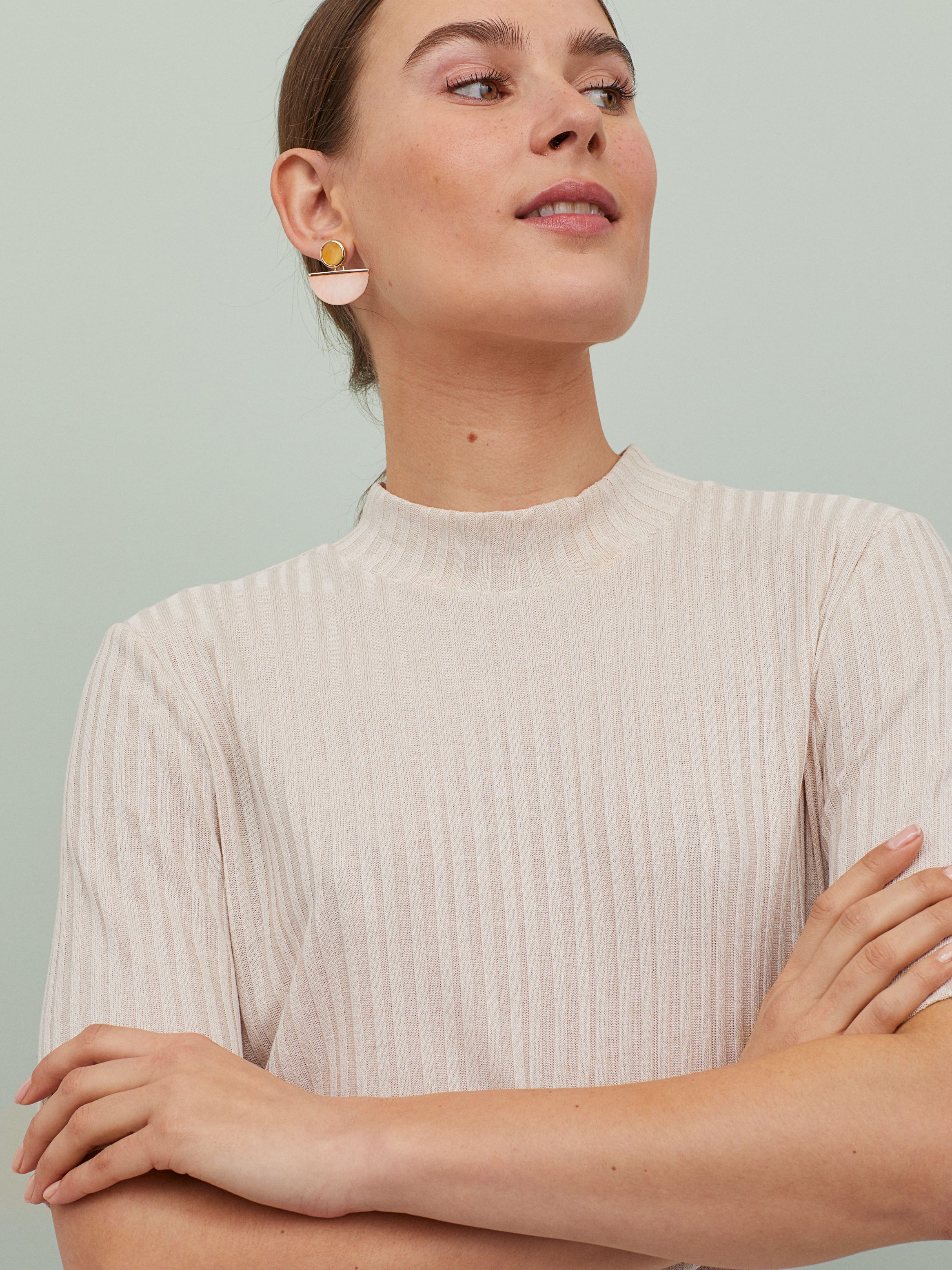 

Джемпер H&M 0832361-1 L Светло-бежевый