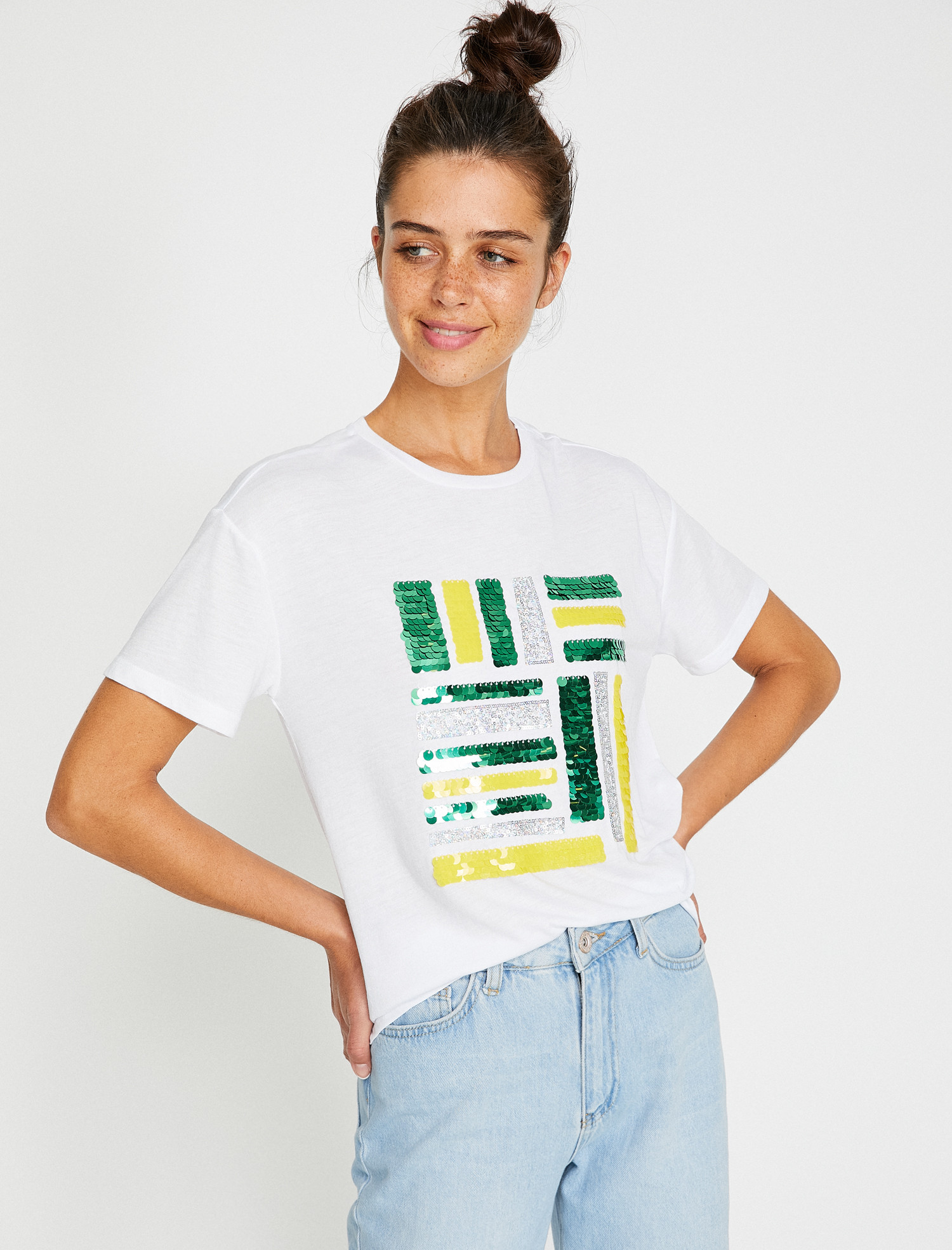 

Футболка Koton 8YAK13843GK-001 M Off White