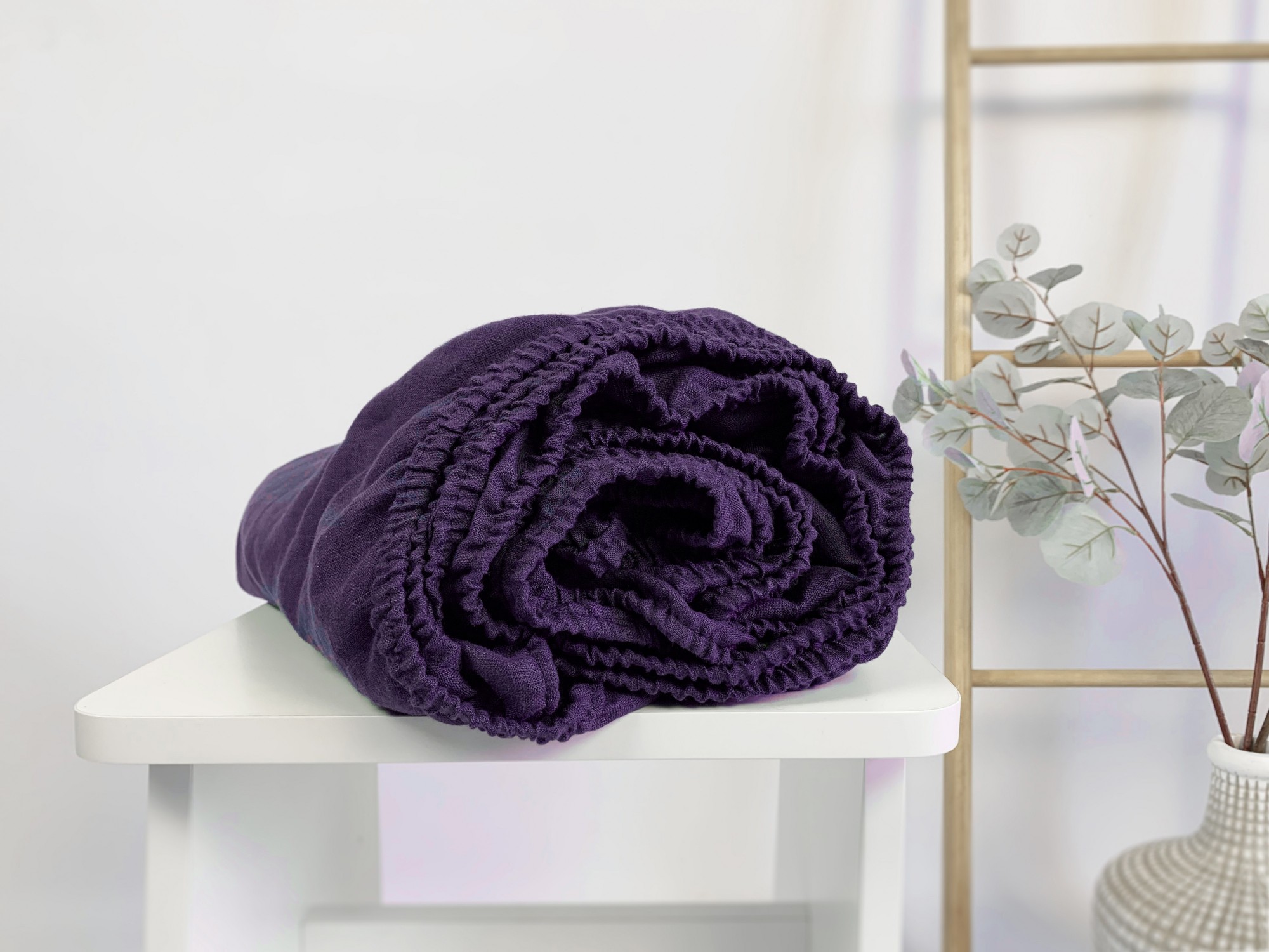 

Льняная простынь на резинке TouchableLinen 120x200x25 см Фиолетовый