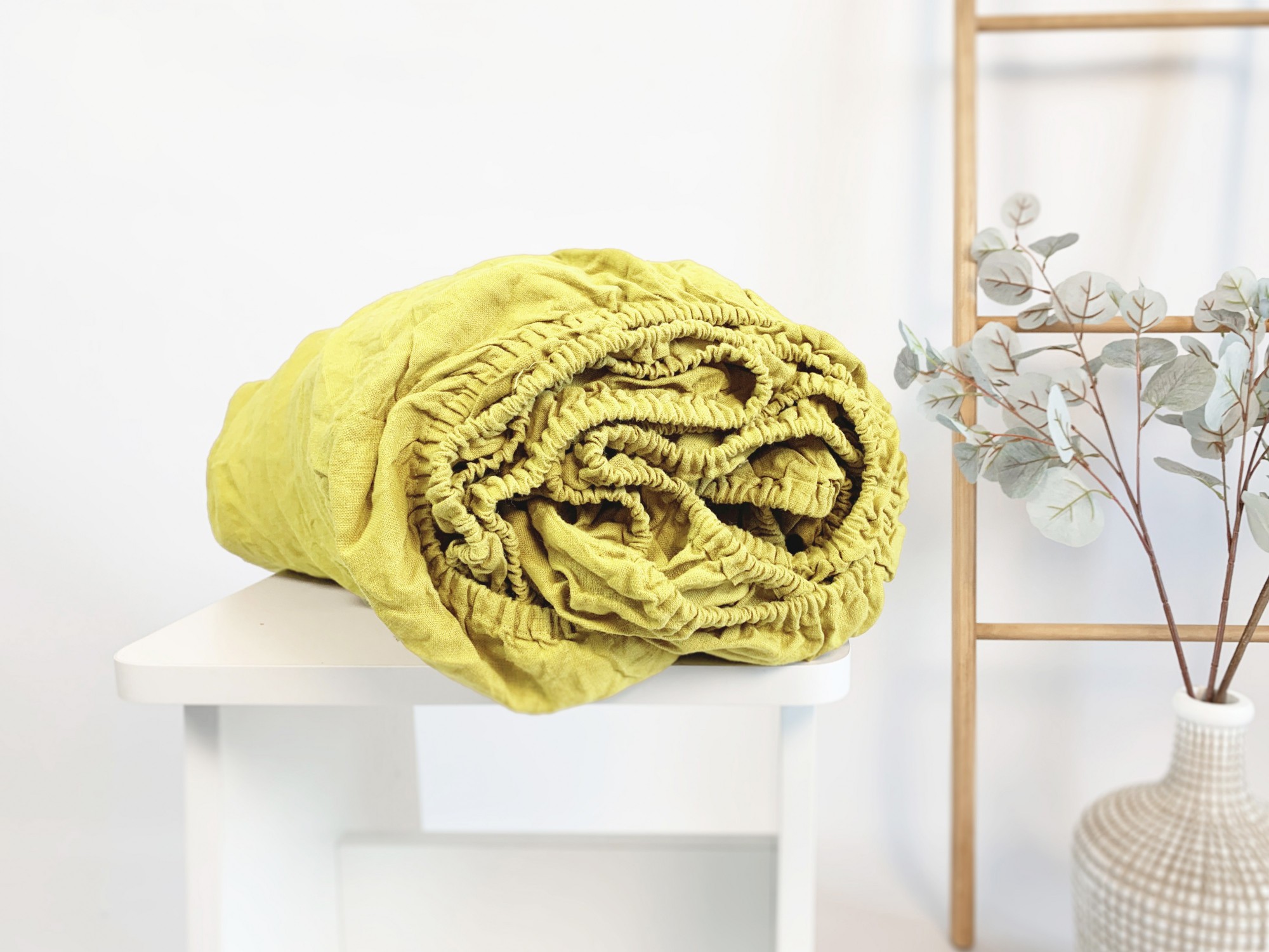 

Льняная простынь на резинке TouchableLinen 90x190x25 см Желтый