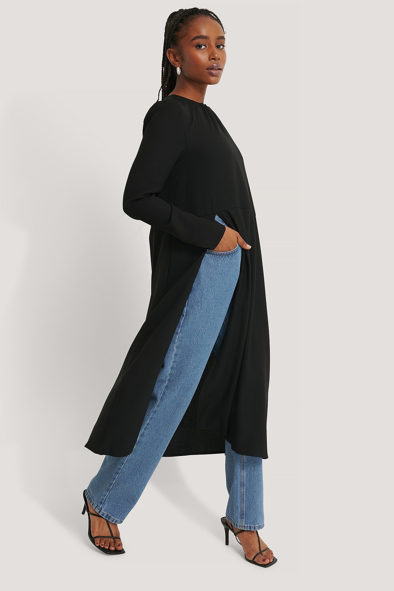 

Туника NA-KD 38 черный 1100-002497-0002