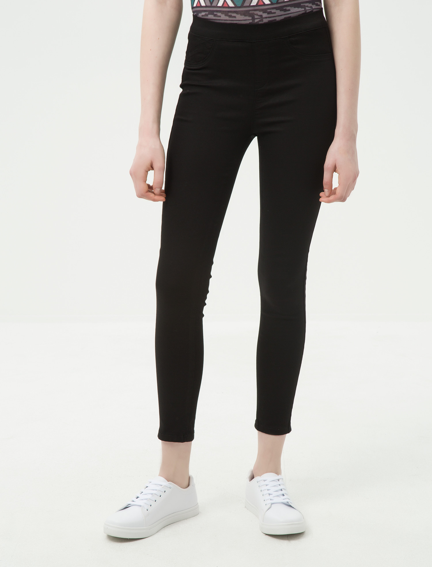 

Брюки Koton 6YAL41040JW 26 Black