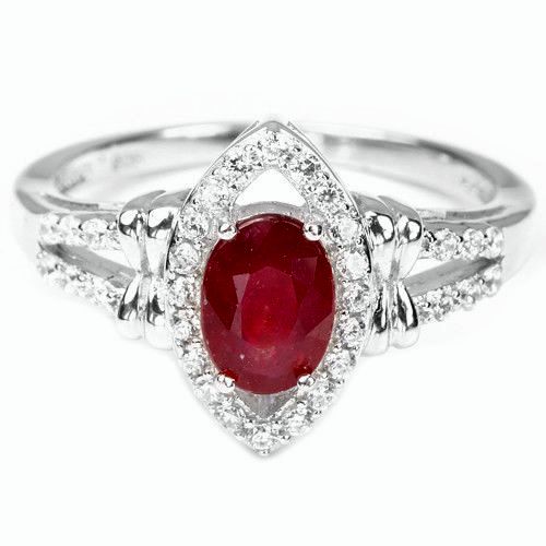 

Кольцо из серебра с рубином К1658 17 размер