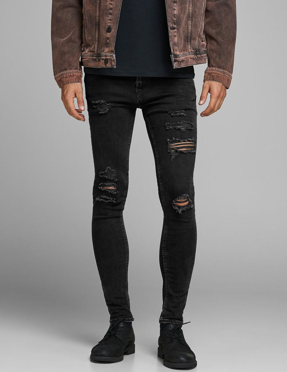 

Джинсы JACK&JONES М0108386 цвет черный 32/32