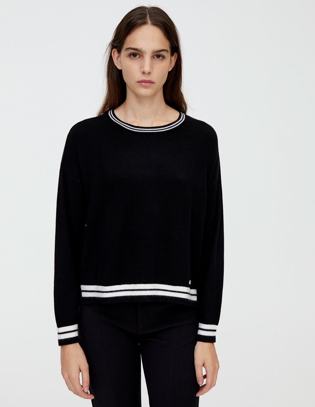 

Свитер PULL & BEAR Ж1055752 (9558/308/800) цвет черный XS