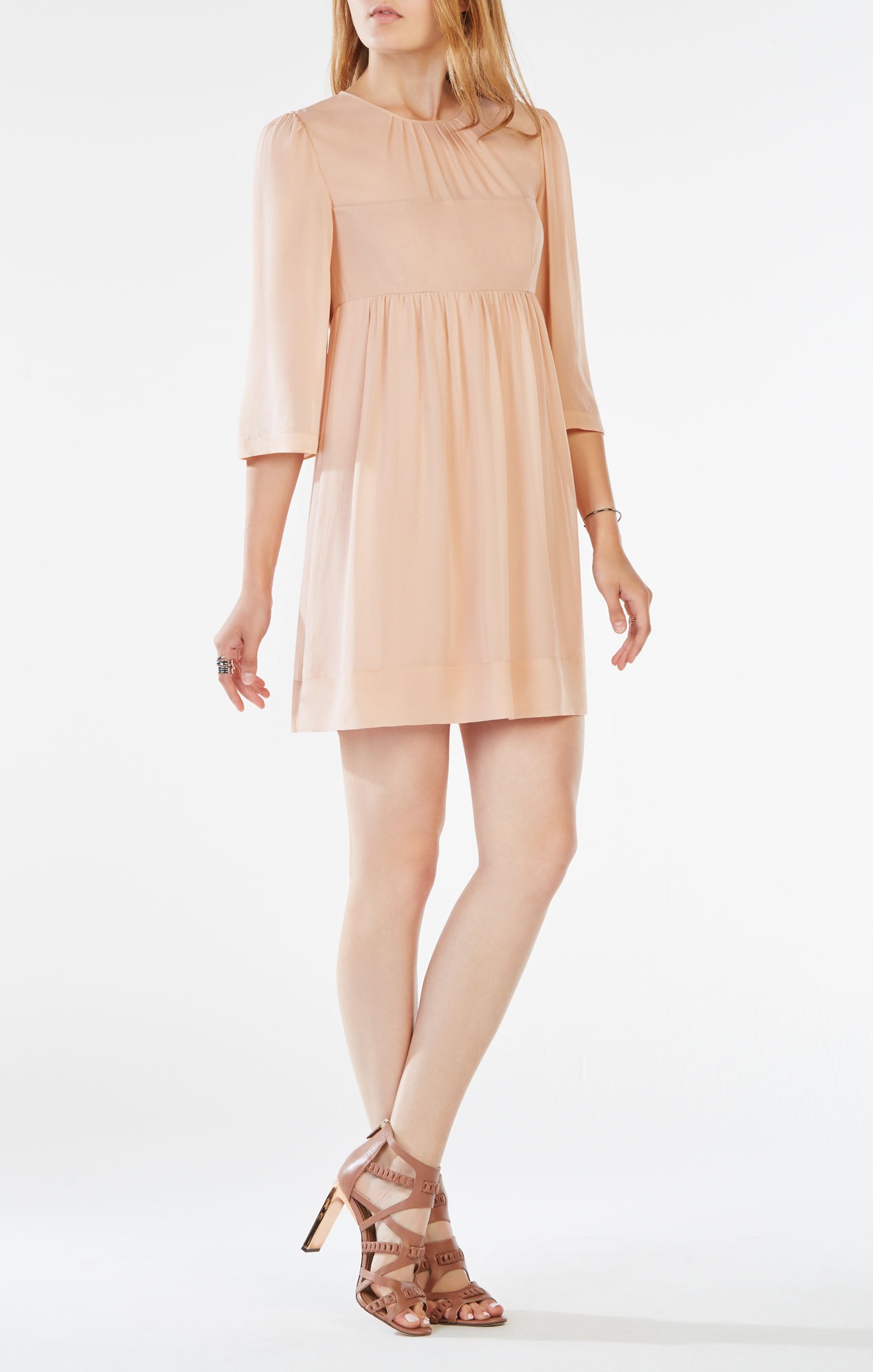 

платье BCBGMAXAZRIA smixb04800073 M бежевый 2000000541990