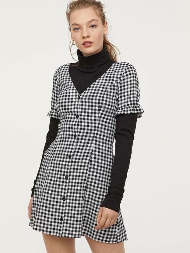 

Платье H&M 0721744-9 32 Черное