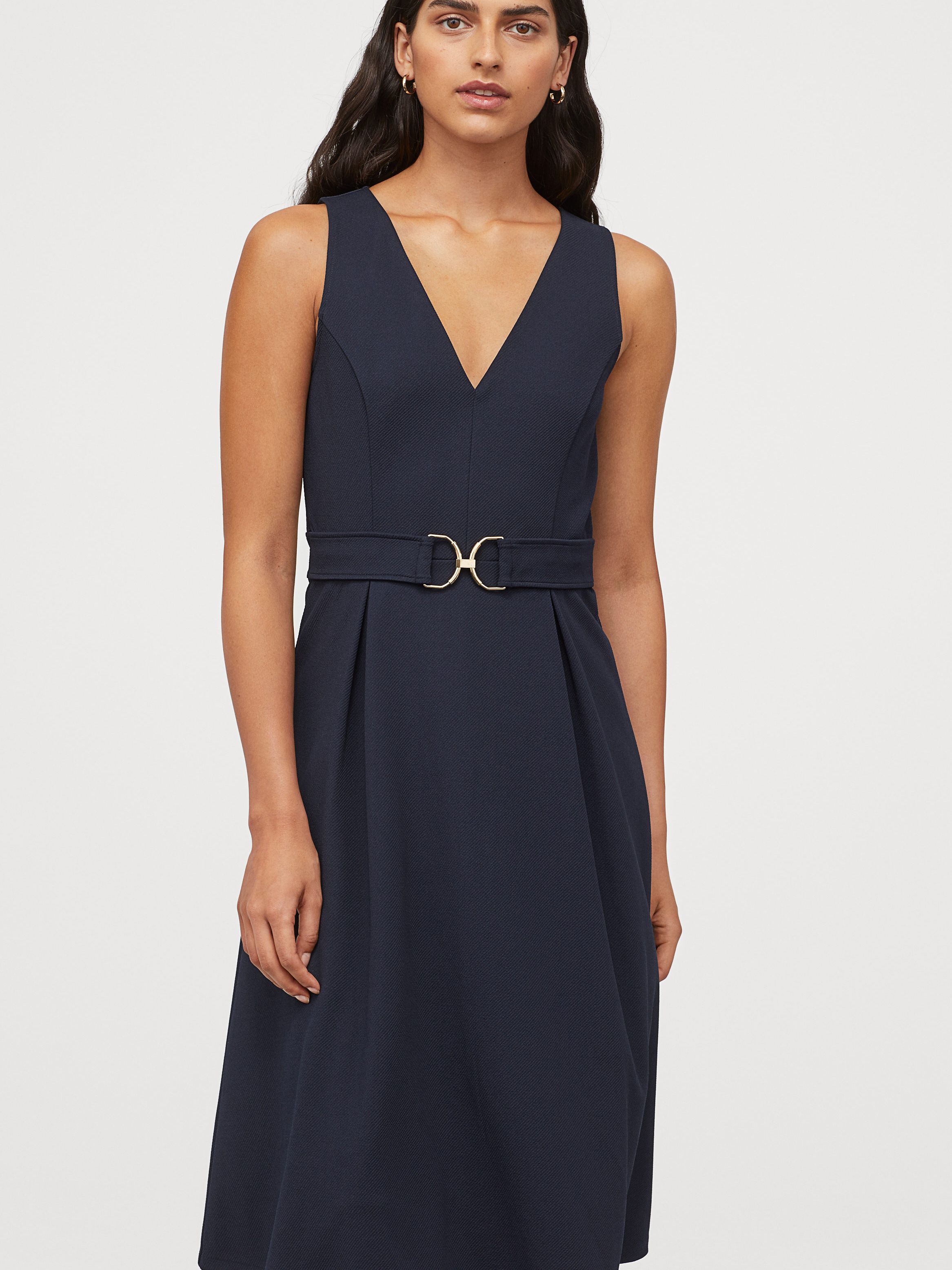 

Платье H& 0773061-0  Темно-синее, Платье H&M 0773061-0 M Темно-синее
