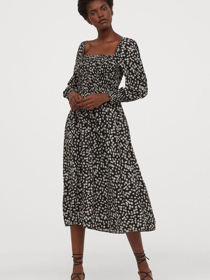 

Платье H&M 0861847-1 M Черное