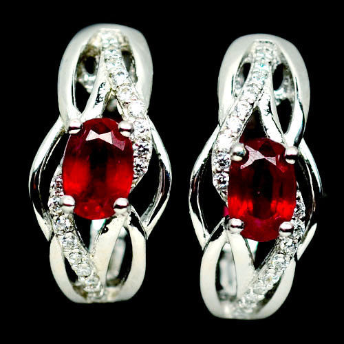 

Серьги из серебра с рубинами С1529