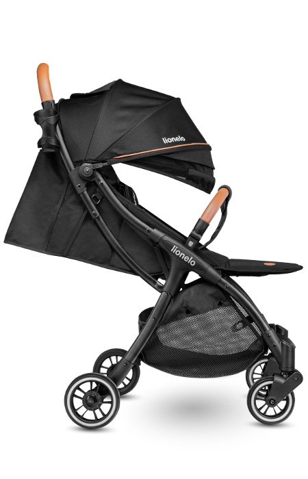

Детская коляска прогулочная Black One Julie Lionelo LZ84234