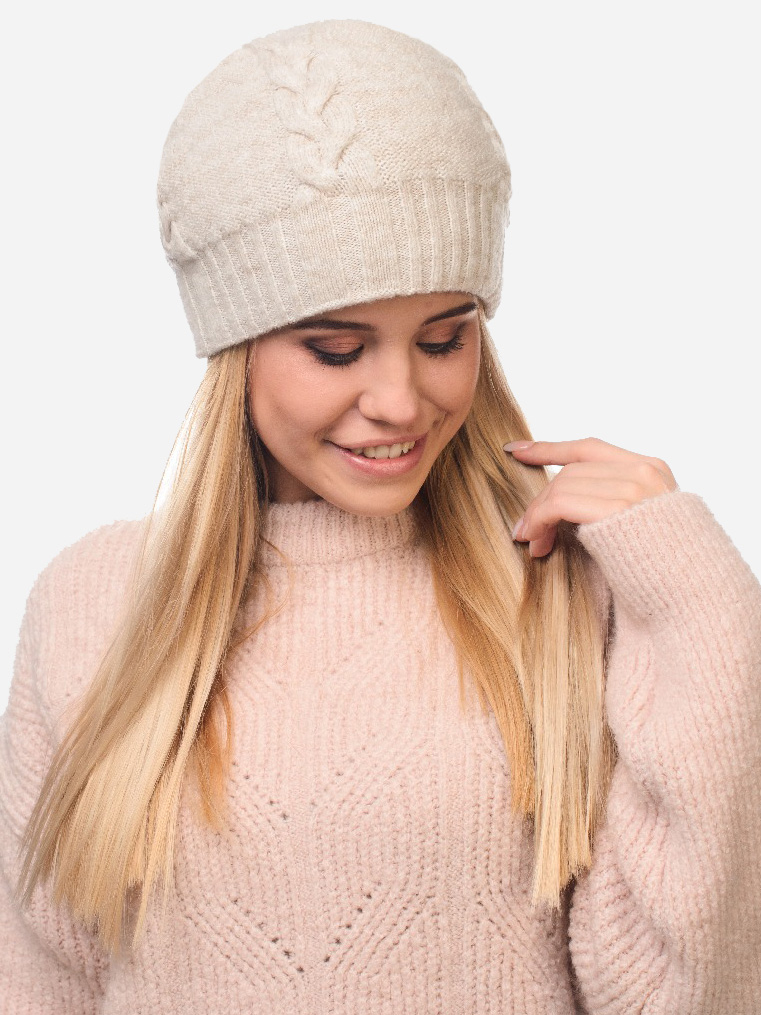 

Шапка SVTR 762 One size Молочная